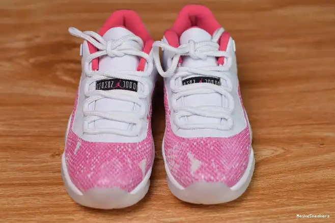MaikeSneakers 11 Air WMNS Jordan Low AH7860-106 Pink Snakeskin 0420